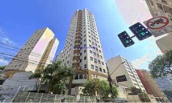 Imagem: Edifício tendo lobby com pé direito duplo