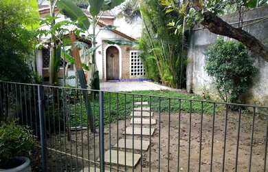 Imagem 4: Casa 250m², 06 dormitórios (sendo 03 suítes), 05 banheiros e 03 vagas na garagem. Excele