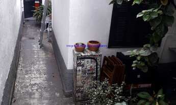 Imagem 2: Imóvel com 120m² total, Com 04 Salas, 02 Banheiros e Excelente jardim nos fundos. Em uma