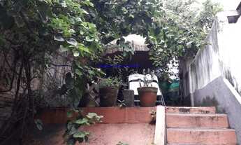 Imagem 4: Imóvel com 120m² total, Com 04 Salas, 02 Banheiros e Excelente jardim nos fundos. Em uma