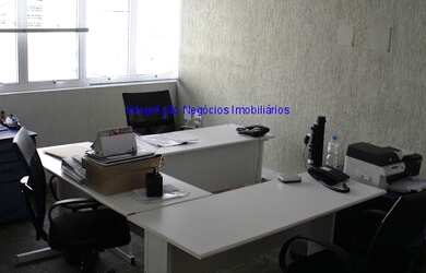 Imagem 5: Prédio comercial 600m² em 04 pavimentos, Subsolo: 03 salas grandes, 01 sala pequena, 03 de