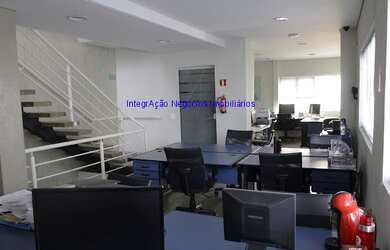 Imagem 6: Prédio comercial 600m² em 04 pavimentos, Subsolo: 03 salas grandes, 01 sala pequena, 03 de