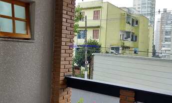 Imagem 2: Casa 150m², Piso superior: 02 dormitórios, (sendo 02 suítes com sacadas), e 01 banheiro so