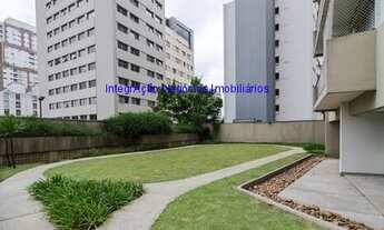 Imagem: Condomínio com portaria 24hrs, piscina