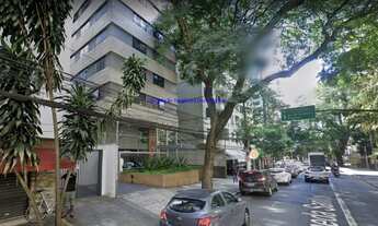 Imagem 3: Condomínio com recepção e segurança 24hrs. Excelente localização á 4 minutos andando para