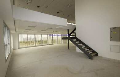 Imagem 6: Conjunto Comercial 175m², 04 banheiros e 04 vagas na garagem. Condomínio com recepção e s