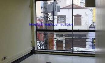 Imagem 3: Glapão 958m², 06 banheiros; Três andares com aproximadamente 320 m² por andar, elevador de