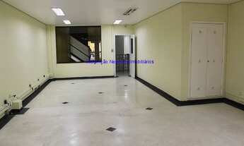 Imagem 6: Glapão 958m², 06 banheiros; Três andares com aproximadamente 320 m² por andar, elevador de