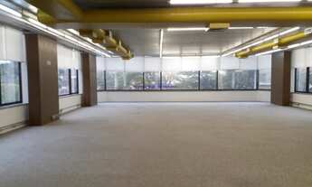 Imagem 4: Conjunto Comercial 586,65, 06 banheiros e 10 vagas na garagem. Condomínio com recepção e