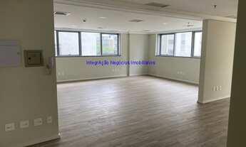 Imagem 7: Condomínio com recepção e segurança 24hrs. Excelente localização á 4 minutos andando para