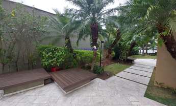 Imagem 3: Apartamento 260m², 03 dormitórios (sendo suítes), 04 banheiros e 03 vagas na garagem. Con