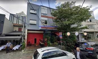 Imagem: Condomínio com portaria. Excelente localização