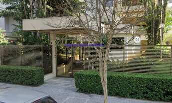 Imagem 2: Apartamento 400m², 05 dormitórios (sendo suítes), 06 banheiros e 04 vagas na garagem. Con