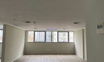 Imagem 3: Conjunto Comercial 50m², 02 banheiros e 02 vagas na garagem. Condomínio com recepção e se