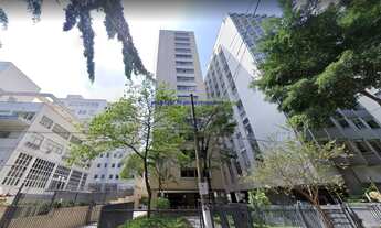 Imagem 3: Condomínio com portaria e segurança. Excelente localização á 9 minutos andando para a es