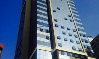 Imagem 2: Conjunto Comercial 50m², 02 banheiros e 02 vagas na garagem. Condomínio com recepção e se