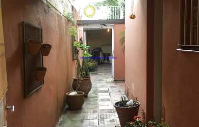 Imagem 4: Sobrado 177m², 04 dormitórios (sendo 01 suíte), 03 banheiros e 02 vagas na garagem. Excel