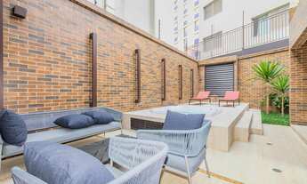 Imagem 2: Apartamento 44m², 01 dormitório (sendo suíte), 02 banheiros e 01 vaga na garagem. Condomí