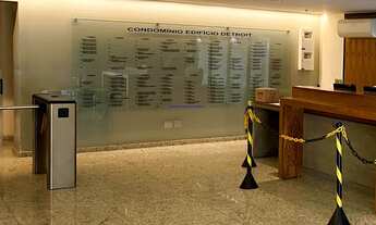 Imagem 4: Condomínio com recepção e segurança 24hrs. Excelente localização á 10 minutos andando par