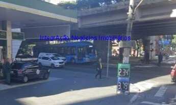 Imagem 7: Terreno 450m² construído e 400m² de terreno. Excelente localização á 4 minutos andando