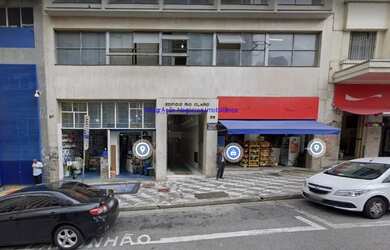 Imagem 2: Condomínio com recepção e segurança 24hrs. Excelente localização á 2 minutos andando para