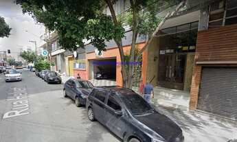 Imagem: Sobreloja 380m², 03 salas e 04 banheiros