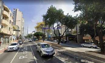 Imagem 7: Excelente localização á 4 minutos andando para a estação do metrô Consolação; Entre as Rua