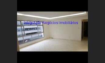 Imagem 2: Condomínio com portaria 24hrs. Excelente localização á 7 minutos andando para a estação d