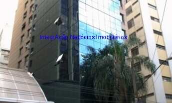 Imagem: Prédio Comercial 831,80m², Subsolo 611,53m²