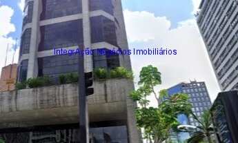 Imagem 2: Condomínio recepção e segurança. Excelente localização á 1 minuto andando para a estação