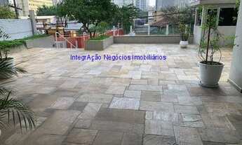 Imagem 3: Condomínio com portaria, segurança 24hrs, salão de festa e playground. Excelente localiza