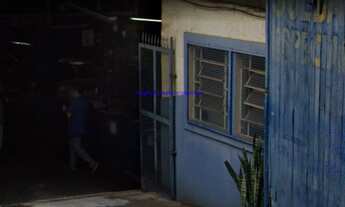 Imagem 2: Galpão 864m², 03 banheiros e 03 vagas na garagem. Excelente localização á 6 minutos andan