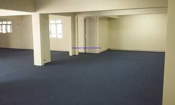 Imagem 3: Prédio Comercial 1.700m², sendo 04 conjuntos unificados em vão livre, com área de 400m², 6