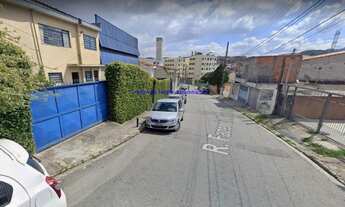 Imagem: Galpão 700m², 01 escritório, 05 banheiros