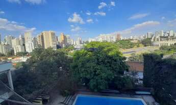 Imagem 5: Casa Residencial 400m², com com três andares, 05 dormitórios, 06 banheiros, 02 terraços