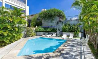 Imagem 2: Apartamento 126m², 03 dormitórios, 04 banheiros e 02 vagas na garagem. Condomínio com por