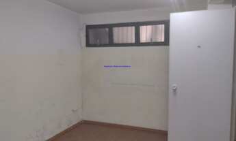 Imagem 4: Casa sobrado comercial 300m², 15 salas, 05 banheiros, e 01 vaga na garagem. Excelente loc