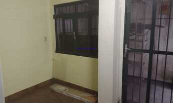 Imagem 2: Casa sobrado comercial 300m², 15 salas, 05 banheiros, e 01 vaga na garagem. Excelente loc