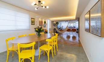 Imagem 4: Apartamento 253,20m², 04 dormitórios (sendo 02 suítes), 04 banheiros e 02 vagas na garagem