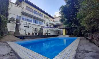 Imagem: Casa Residencial 400m², com com três andares