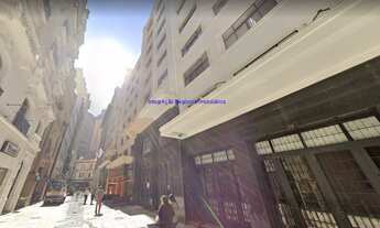 Imagem 2: Conjunto Comercial 331.85m², 02 banheiros. Condomínio com recepção e segurança 24hrs. Ex