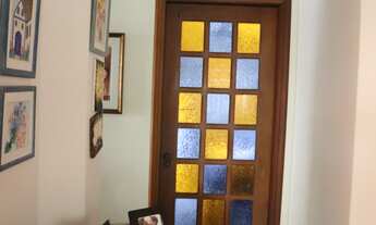 Imagem 6: Condomínio com portaria, piscina, salão de festa e jardim. Excelente localização entre a