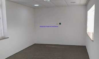 Imagem 7: Condomínio com recepção e segurança 24hrs. Excelente localização, á 5 minutos andando par