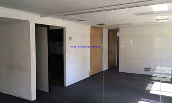 Imagem 4: Condomínio com recepção e segurança 24hrs. Excelente localização, á 5 minutos andando par