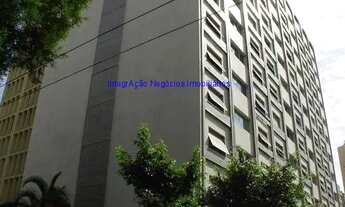 Imagem 2: Apartamento 70m², 02 dormitórios (sendo suítes), 03 banheiros e 01 vaga na garagem. Cond