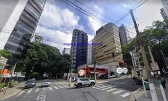 Imagem 4: Condomínio recepção e segurança. Excelente localização entre as Alamedas Lorena, Joaquim