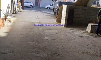 Imagem 5: Galpão 350m², 02 banheiros. Excelente localização entre as Ruas Itaguajé, Ubaitaba e No