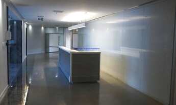 Imagem 7: Laje Comercial 1.550m², 10 banheiros e 42 vagas na garagem. Condomínio com recepção e se