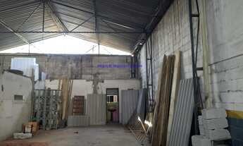 Imagem 4: Galpão 350m², 02 banheiros. Excelente localização entre as Ruas Itaguajé, Ubaitaba e No