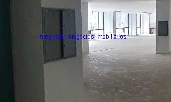 Imagem 7: Loja 500m², 01 banheiro. Excelente localização á 2 minutos andando para a estação do metr